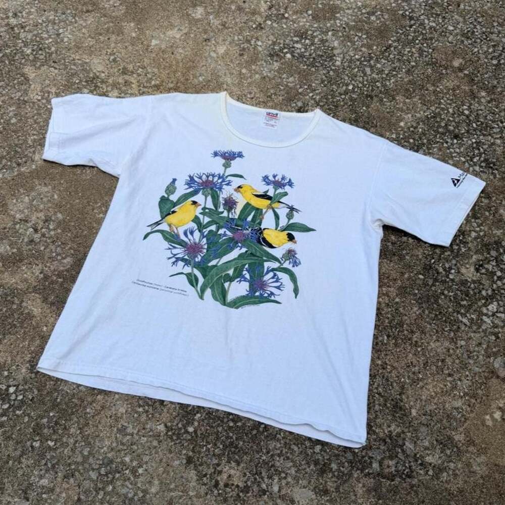 Vintage 2001 Anvil Goldfinch Bird Graphic Nature T-Shirt Women's‎ Large